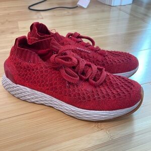 Red Nobull Runners